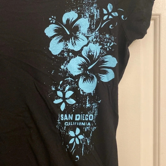 Coastal Classics San Diego t-shirt - Picture 2 of 4